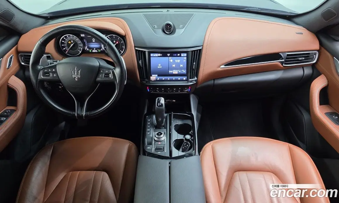 Maserati Levante 2021 2.0 АКПП, фото 7 Maserati Levante 2021 2.0 АКПП, фото 7