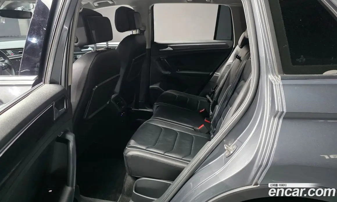 Volkswagen Tiguan 2020 2.0 АКПП, фото 15