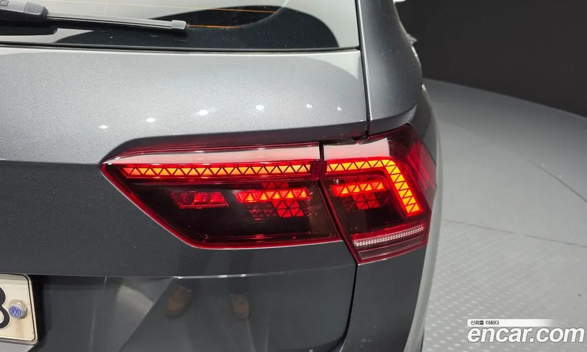 Volkswagen Tiguan 2020 2.0 АКПП, фото 8