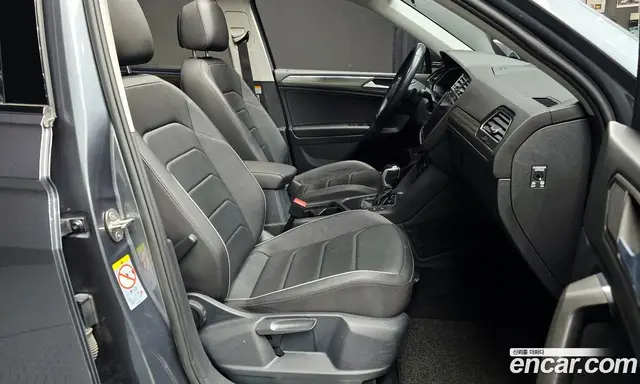 Volkswagen Tiguan 2022 2.0 АКПП, миниатюра 12