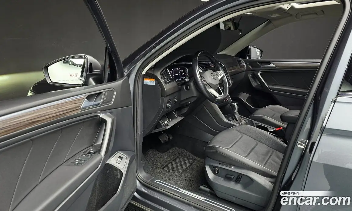 Volkswagen Tiguan 2022 2.0 АКПП, фото 10 Volkswagen Tiguan 2022 2.0 АКПП, фото 10