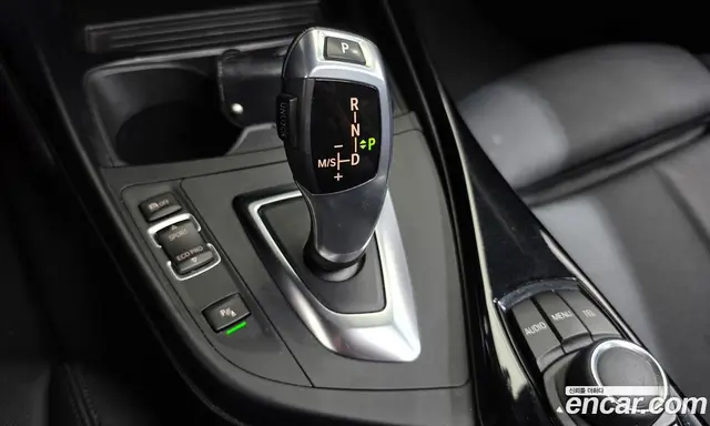 BMW 1 серия 2016 2.0 АКПП, миниатюра 9