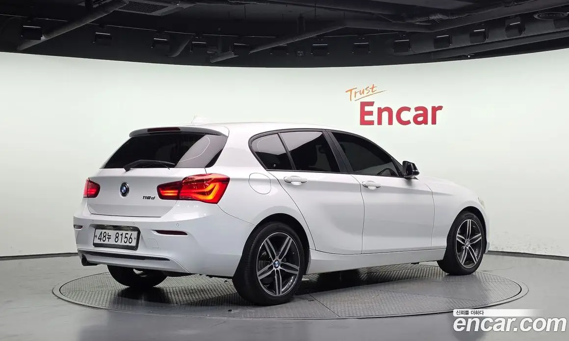 BMW 1 серия 2017 2.0 АКПП, фото 2 BMW 1 серия 2017 2.0 АКПП, фото 2