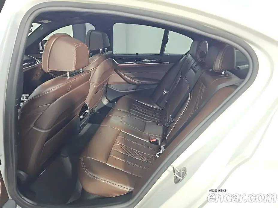BMW 5 серия 2018 2.0 АКПП, фото 12 BMW 5 серия 2018 2.0 АКПП, фото 12