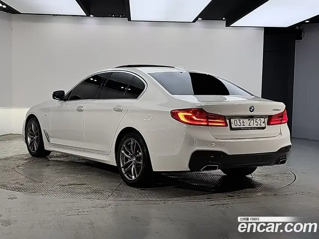BMW 5 серия 2018 2.0 АКПП, миниатюра 3 BMW 5 серия 2018 2.0 АКПП, миниатюра 3