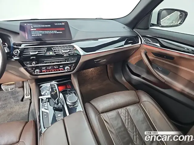 BMW 5 серия 2018 2.0 АКПП, миниатюра 10 BMW 5 серия 2018 2.0 АКПП, миниатюра 10