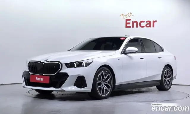 BMW i5, 2025, 33 711 км