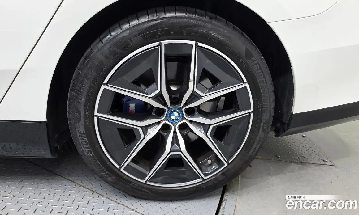 BMW i5 2025 0.2 АКПП, фото 7