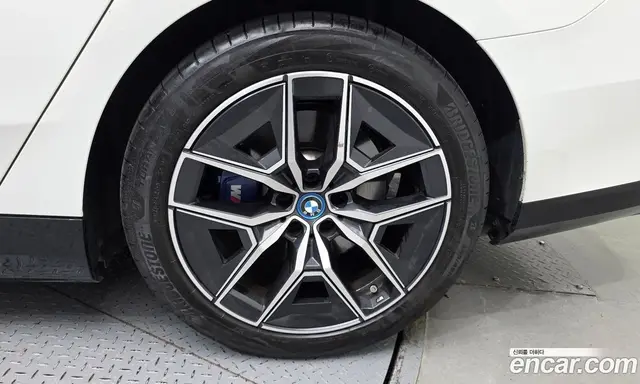 BMW i5 2025 0.2 АКПП, миниатюра 7