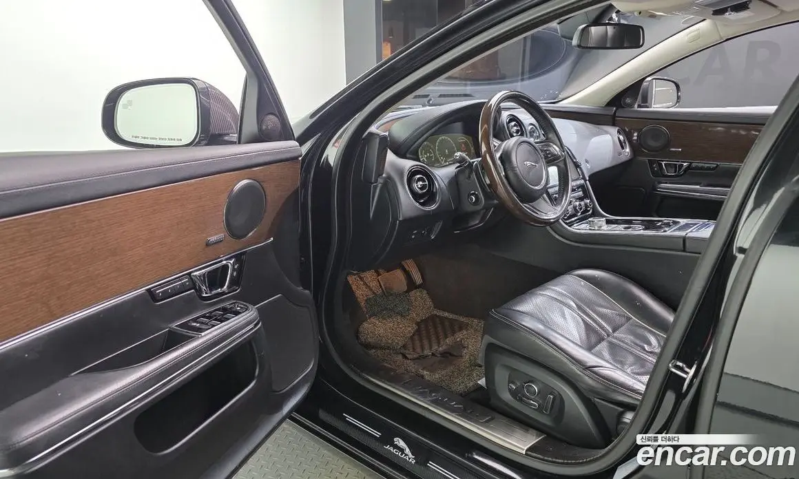 Jaguar XJ 2016 3.0 АКПП, фото 10