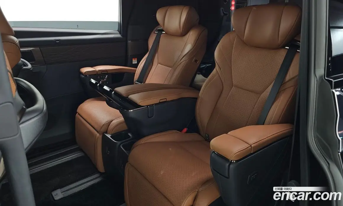 Toyota Alphard 2023 2.5 АКПП, фото 17 Toyota Alphard 2023 2.5 АКПП, фото 17