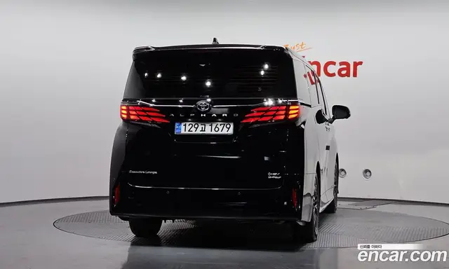 Toyota Alphard 2023 2.5 АКПП, миниатюра 3 Toyota Alphard 2023 2.5 АКПП, миниатюра 3