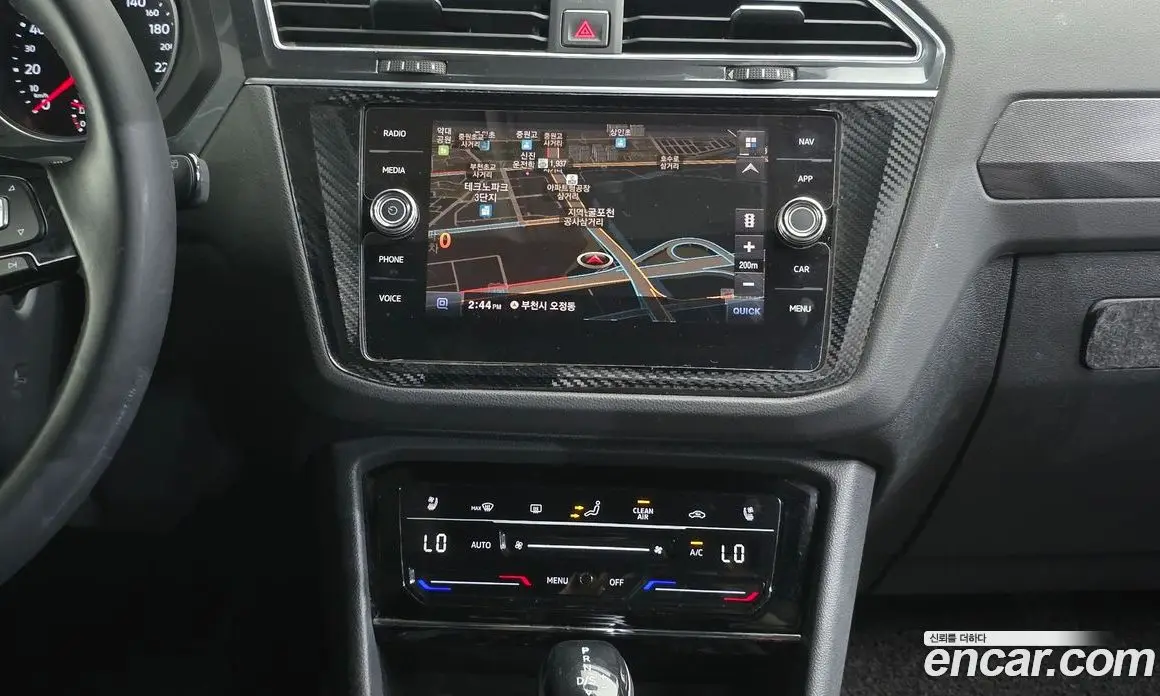 Volkswagen Tiguan 2018 2.0 АКПП, фото 14 Volkswagen Tiguan 2018 2.0 АКПП, фото 14