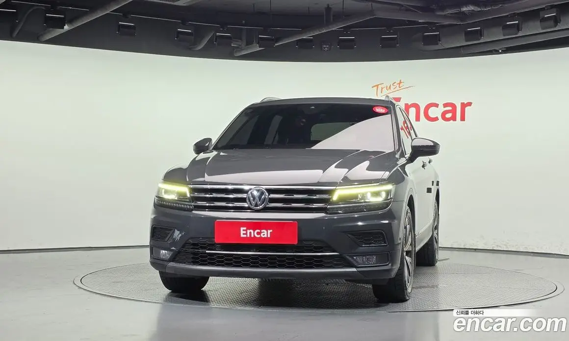Volkswagen Tiguan 2018 2.0 АКПП, фото 3 Volkswagen Tiguan 2018 2.0 АКПП, фото 3