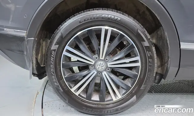 Volkswagen Tiguan 2018 2.0 АКПП, миниатюра 5 Volkswagen Tiguan 2018 2.0 АКПП, миниатюра 5