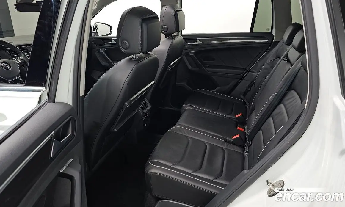 Volkswagen Tiguan 2020 2.0 АКПП, фото 11