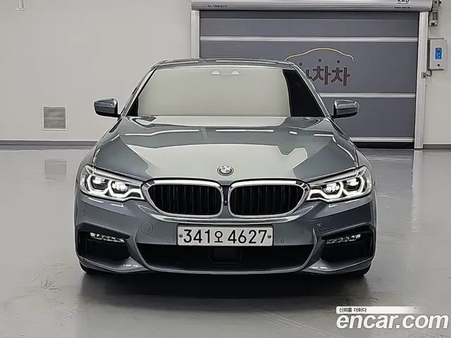 BMW 5 серия 2017 2.0 АКПП, миниатюра 3 BMW 5 серия 2017 2.0 АКПП, миниатюра 3