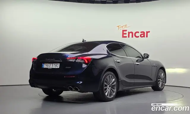 Maserati Ghibli 2022 2.0 АКПП, миниатюра 2 Maserati Ghibli 2022 2.0 АКПП, миниатюра 2