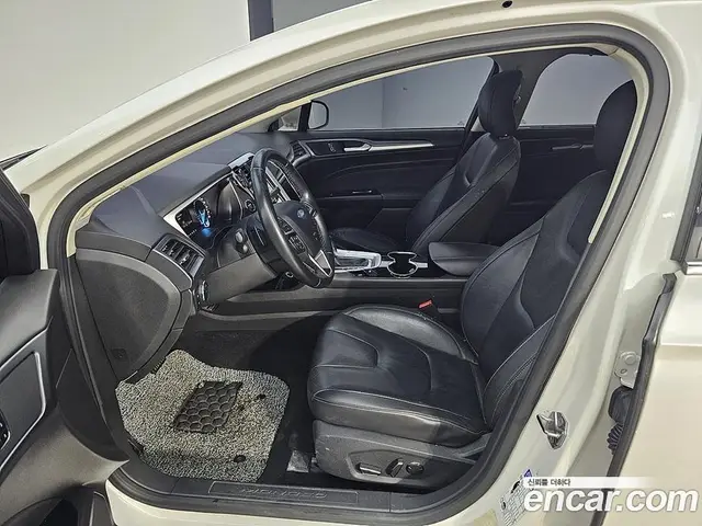 Ford Mondeo 2016 2.0 АКПП, миниатюра 10 Ford Mondeo 2016 2.0 АКПП, миниатюра 10