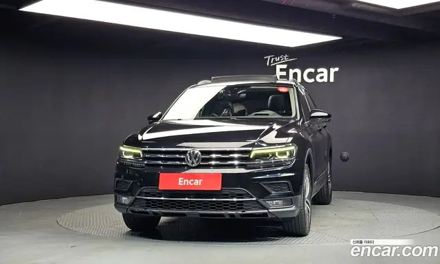 Volkswagen Tiguan 2020 2.0 АКПП, миниатюра 3 Volkswagen Tiguan 2020 2.0 АКПП, миниатюра 3