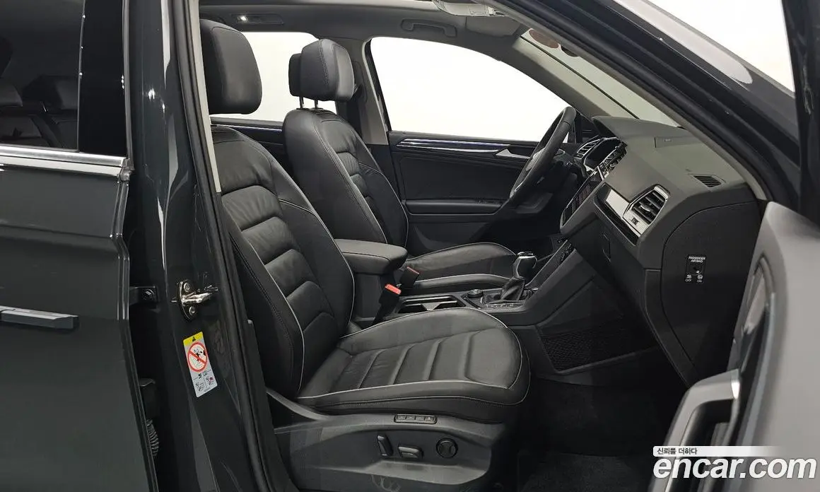 Volkswagen Tiguan 2021 2.0 АКПП, фото 13