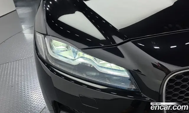 Jaguar F-Pace 2019 2.0 АКПП, миниатюра 7