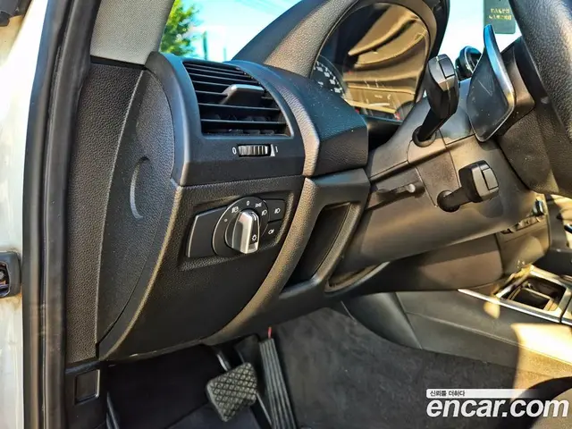 BMW 1 серия 2011 2.0 АКПП, миниатюра 11 BMW 1 серия 2011 2.0 АКПП, миниатюра 11