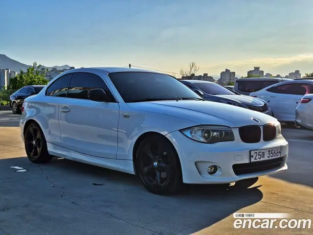 BMW 1 серия 2011 2.0 АКПП, миниатюра 4 BMW 1 серия 2011 2.0 АКПП, миниатюра 4