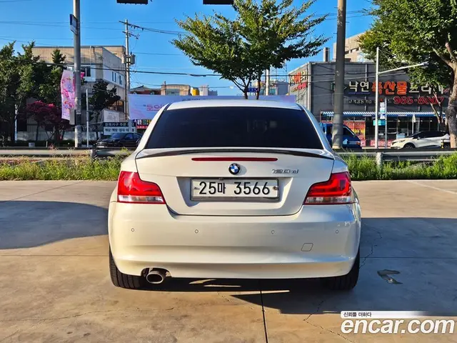 BMW 1 серия 2011 2.0 АКПП, миниатюра 5 BMW 1 серия 2011 2.0 АКПП, миниатюра 5