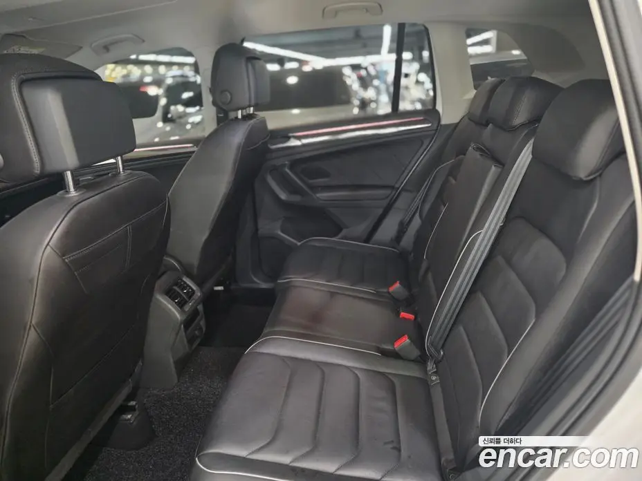 Volkswagen Tiguan 2022 2.0 АКПП, фото 16