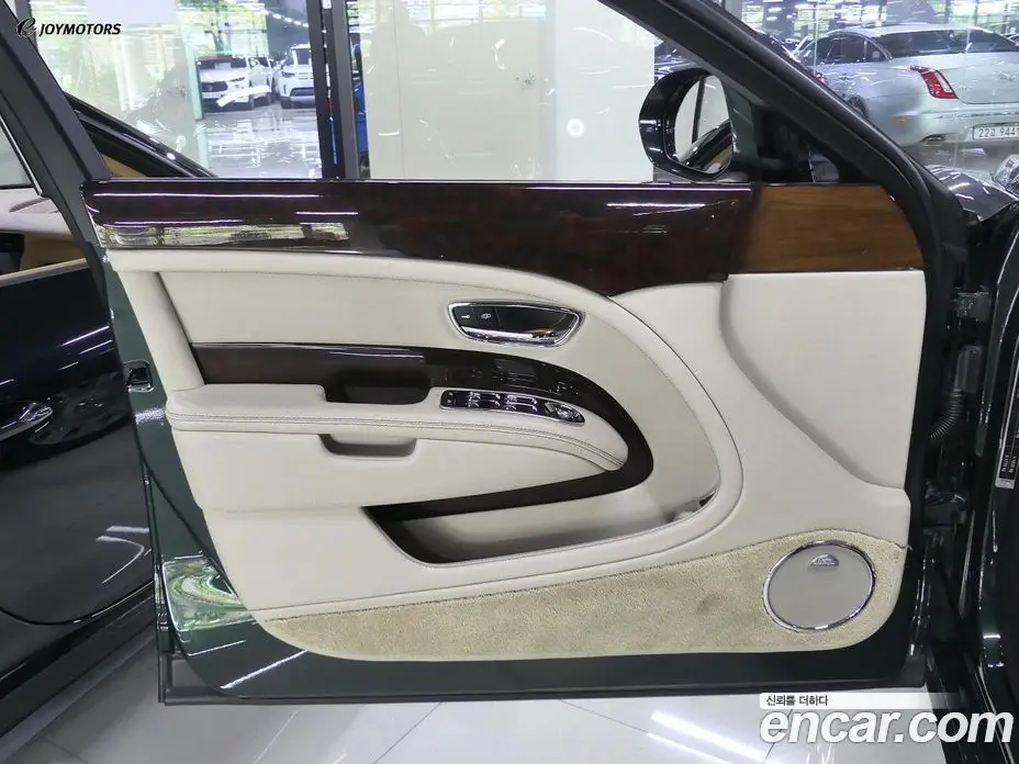 Bentley Mulsanne 2018 6.8 АКПП, фото 7