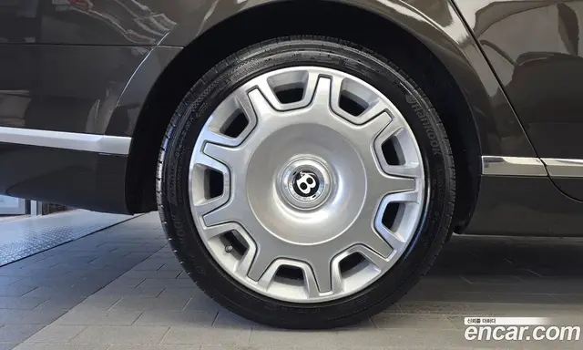 Bentley Mulsanne 2018 6.8 АКПП, миниатюра 5 Bentley Mulsanne 2018 6.8 АКПП, миниатюра 5