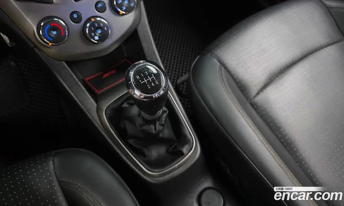 Chevrolet Aveo 2015 1.4 МКПП, фото 12