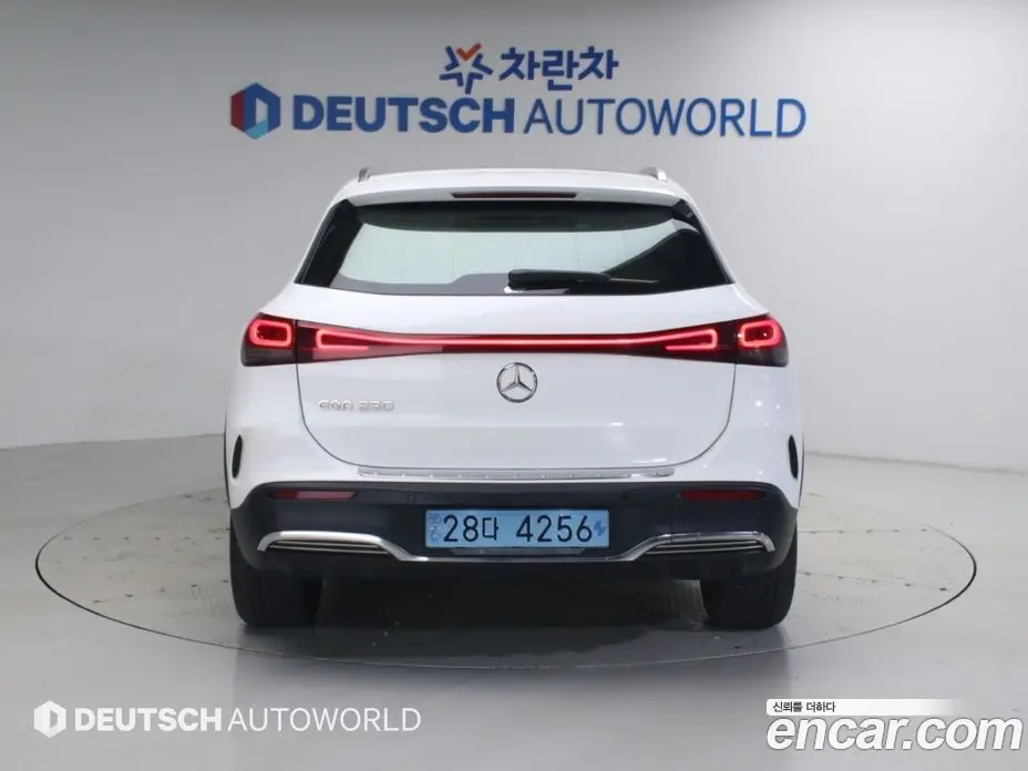 Mercedes-Benz EQA 2022 0.2 АКПП, фото 4