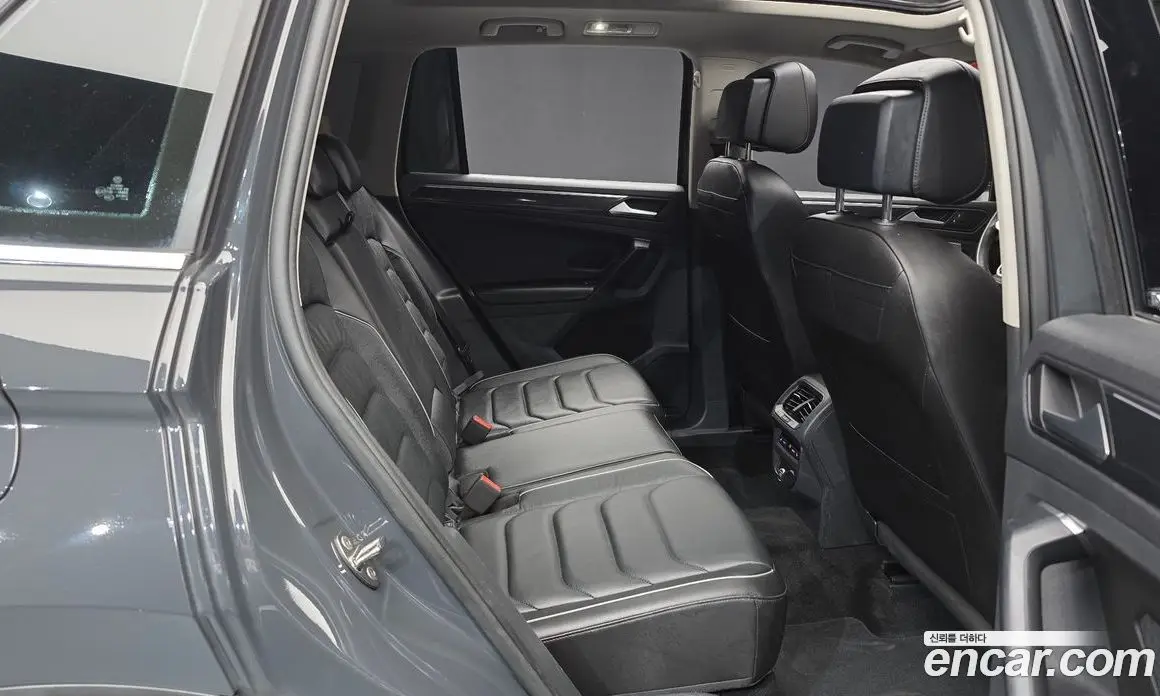 Volkswagen Tiguan 2021 2.0 АКПП, фото 18