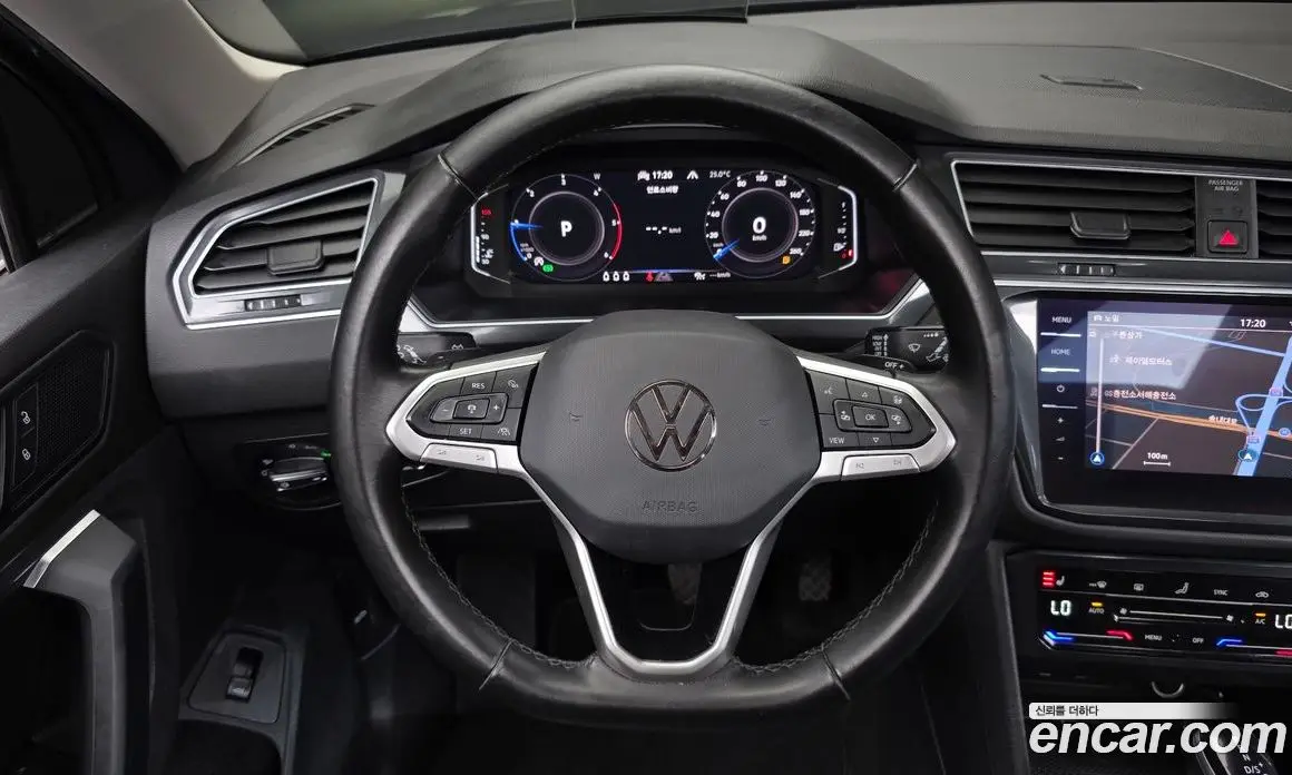 Volkswagen Tiguan 2021 2.0 АКПП, фото 19