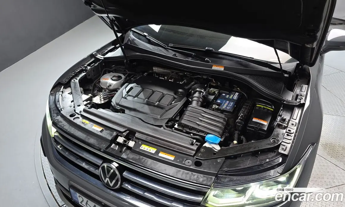Volkswagen Tiguan 2021 2.0 АКПП, фото 6