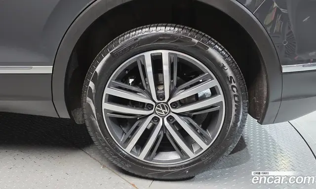 Volkswagen Tiguan 2021 2.0 АКПП, миниатюра 7