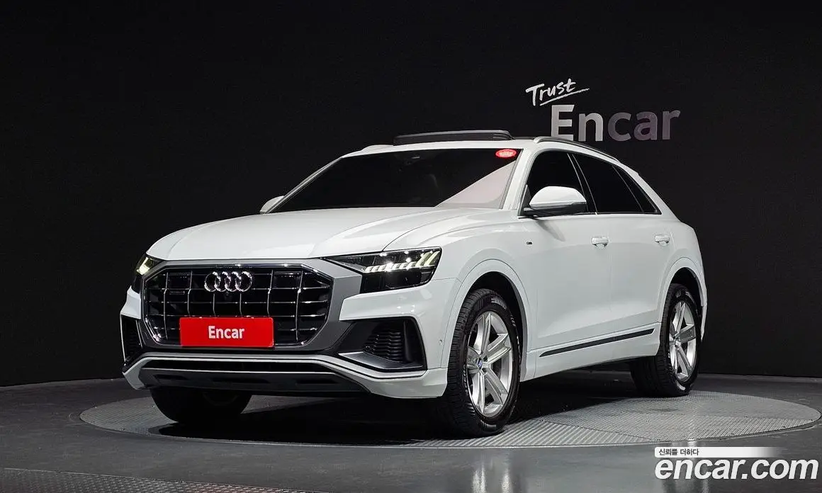 Audi Q8 2020 3.0 АКПП, фото 1 Audi Q8 2020 3.0 АКПП, фото 1
