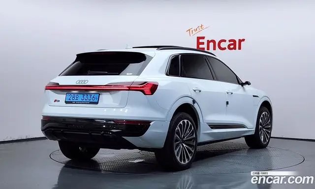 Audi Q8 e-tron 2024 0.3 АКПП, миниатюра 2