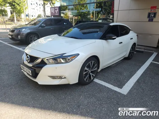 Nissan Maxima, 2016, 141 496 км