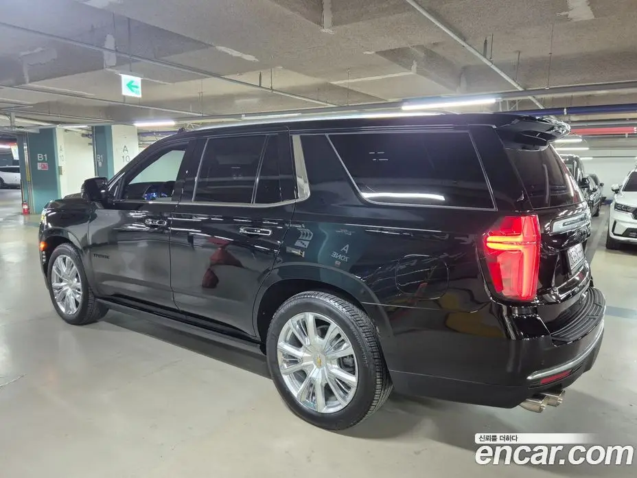 Chevrolet Tahoe 2023 6.2 АКПП, фото 3