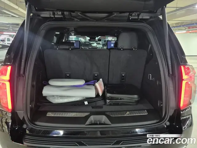 Chevrolet Tahoe 2023 6.2 АКПП, миниатюра 7