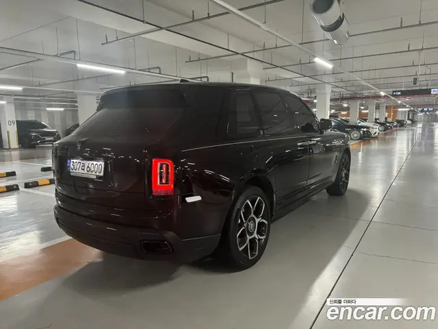 Rolls-Royce Cullinan 2020 6.7 АКПП, миниатюра 2