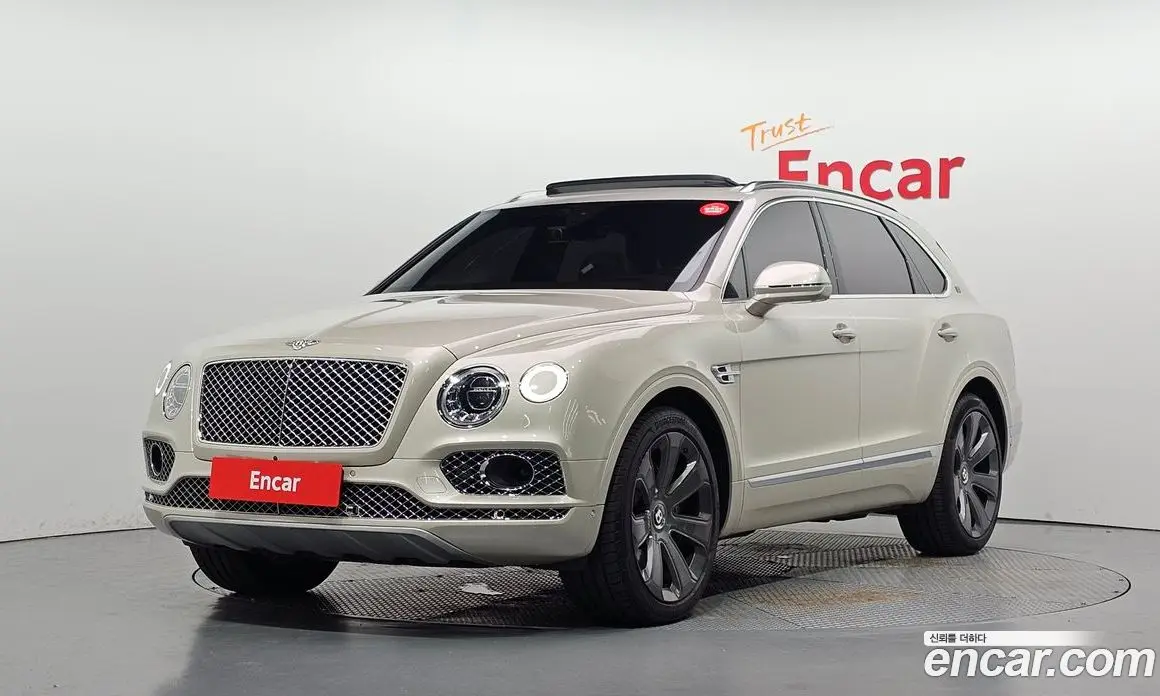 Bentley Bentayga 2018 6.0 АКПП, фото 1 Bentley Bentayga 2018 6.0 АКПП, фото 1