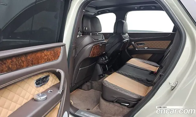 Bentley Bentayga 2018 6.0 АКПП, миниатюра 12