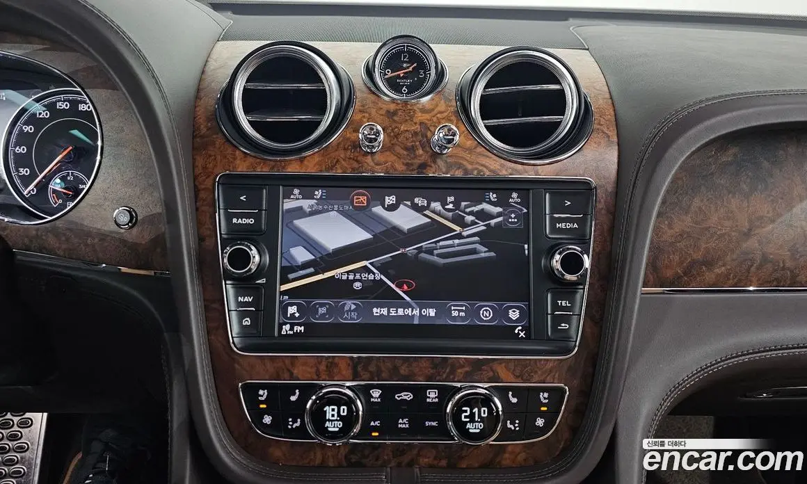 Bentley Bentayga 2018 6.0 АКПП, фото 14 Bentley Bentayga 2018 6.0 АКПП, фото 14