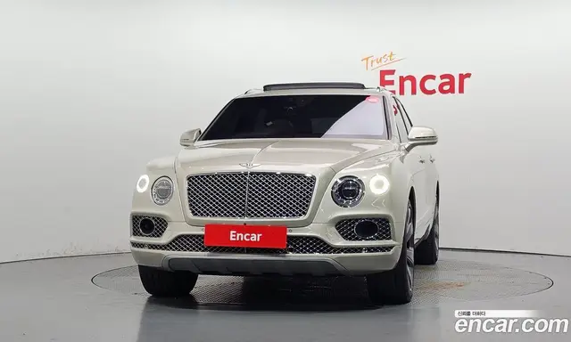 Bentley Bentayga 2018 6.0 АКПП, миниатюра 3 Bentley Bentayga 2018 6.0 АКПП, миниатюра 3