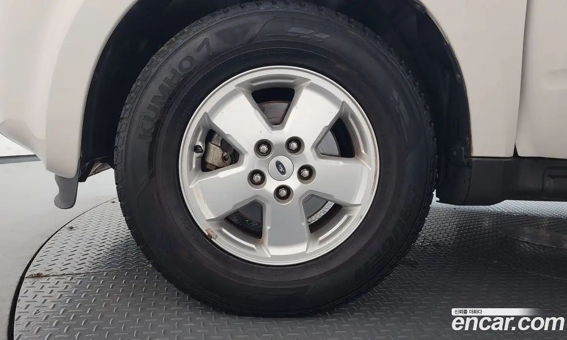 Ford Escape 2011 2.5 АКПП, фото 5