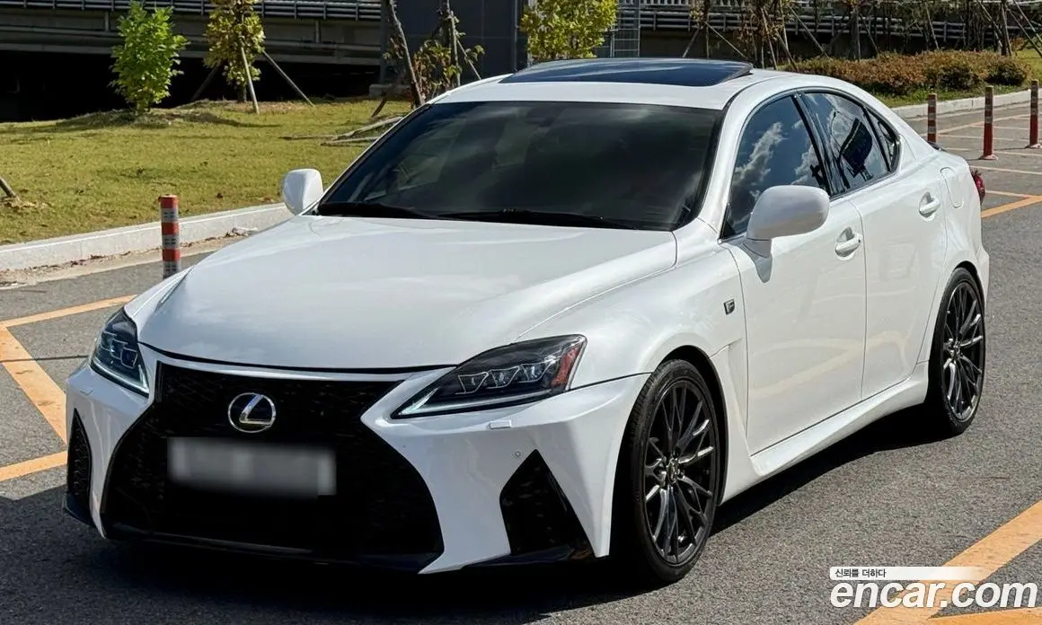 Lexus IS 2011 5.0 АКПП, фото 3